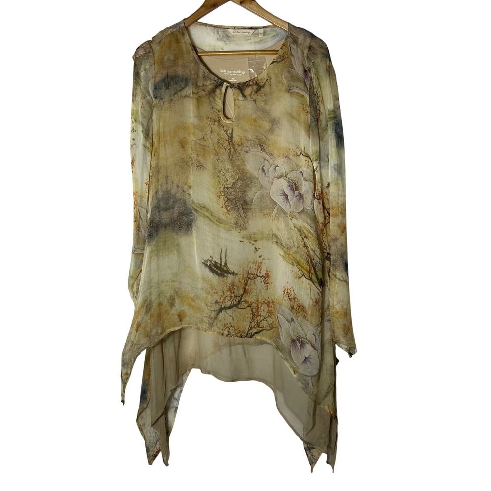 Soft Surroundings Blouse L Silk Floral Landscape Sharkbite Hem Tunic Tan